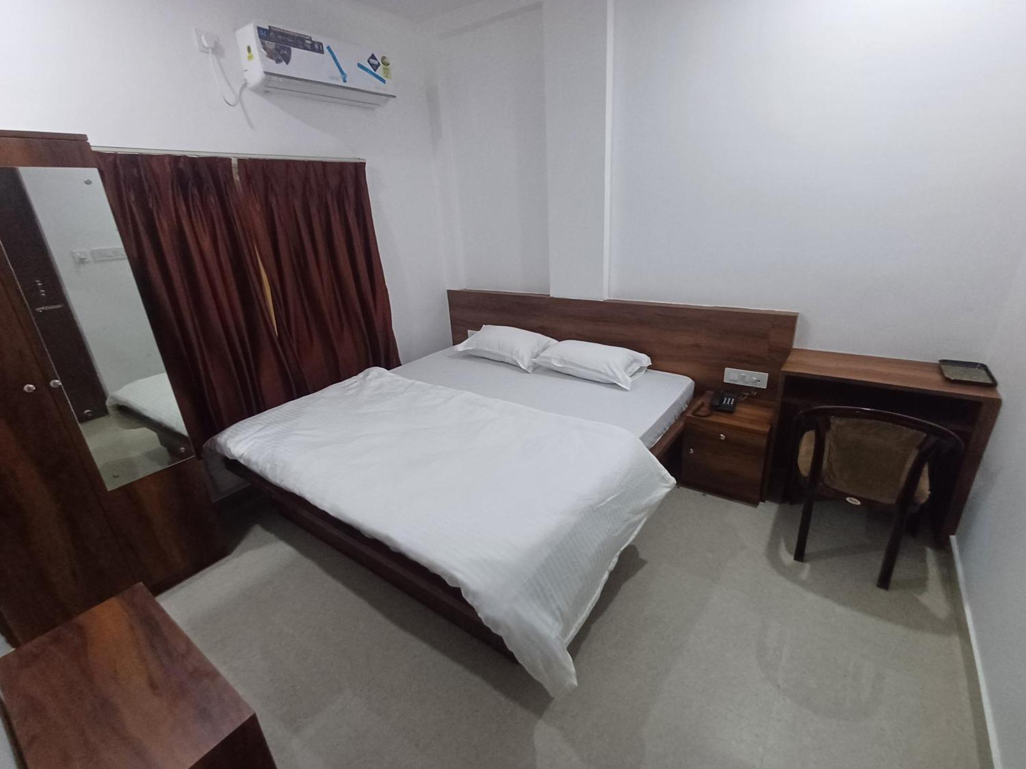 Assam Guest House Siliguri Bagian luar foto